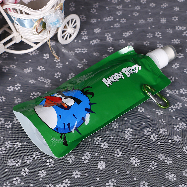 Foldable Outdoor Water Spout Pouch